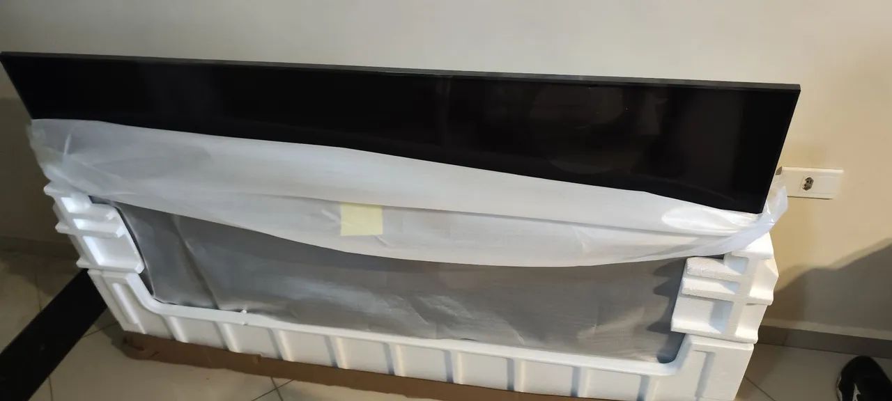 Smartv LG 65" nova - com avaria. Leia ao anúncio! - Foto 4