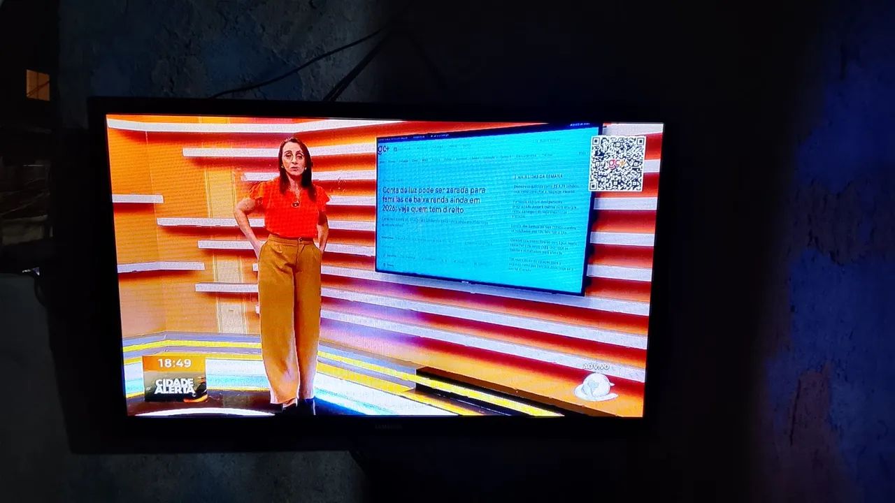 Tv nil plasma de 43 polegada sansug  - Foto 4