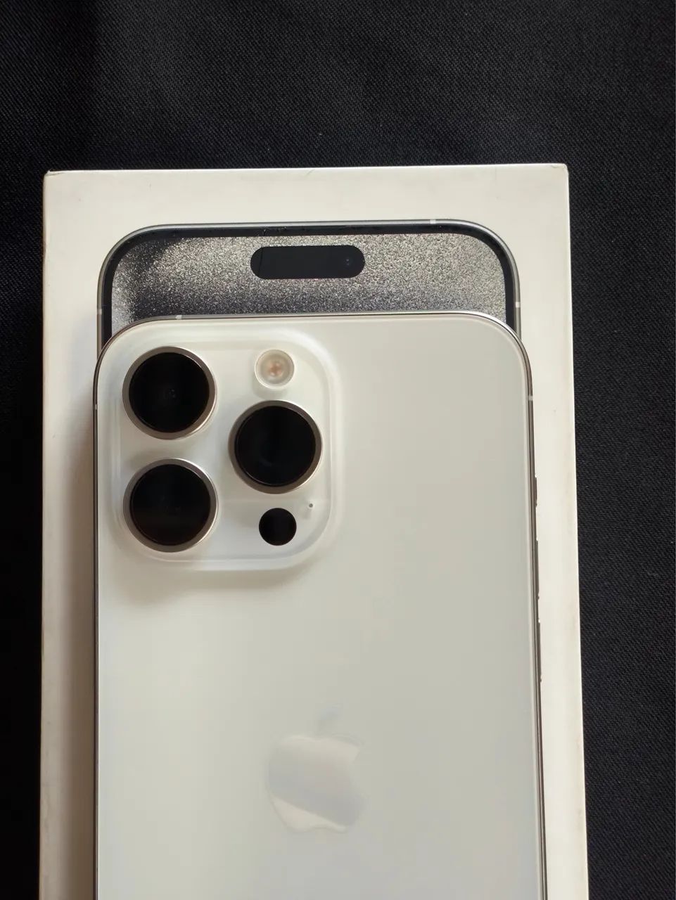 Apple IPhone 15 Pro Max 256GB White Titanium - Celulares e