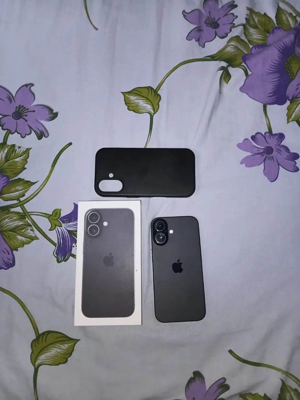 Vendo iphone 16, com caixa e nota fiscal. - Foto 2