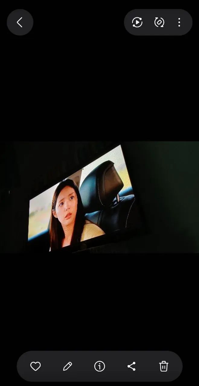 Vendo tv de Led 51 polegadas - Foto 2
