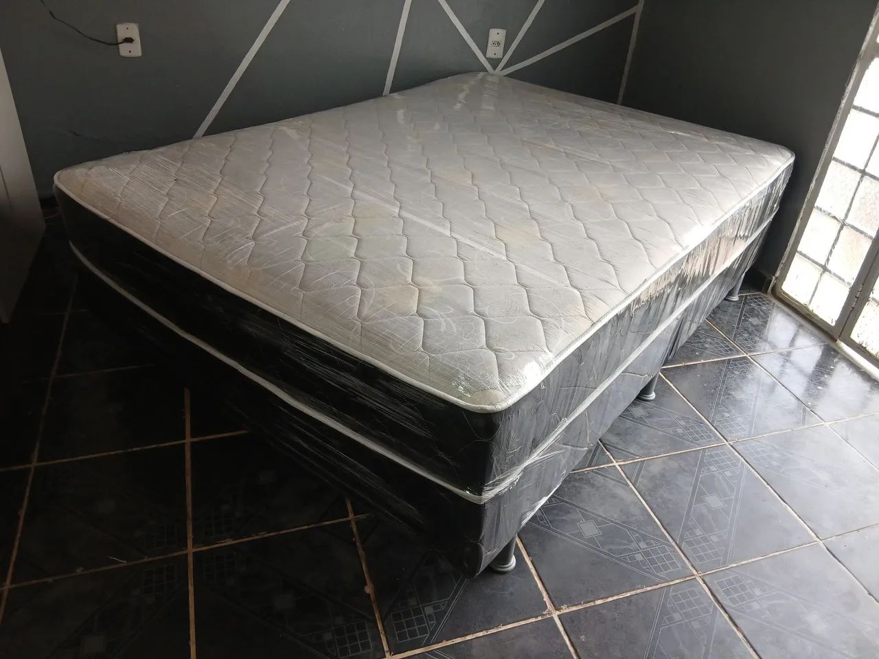 Cama Box Casal De Espuma Higienizada