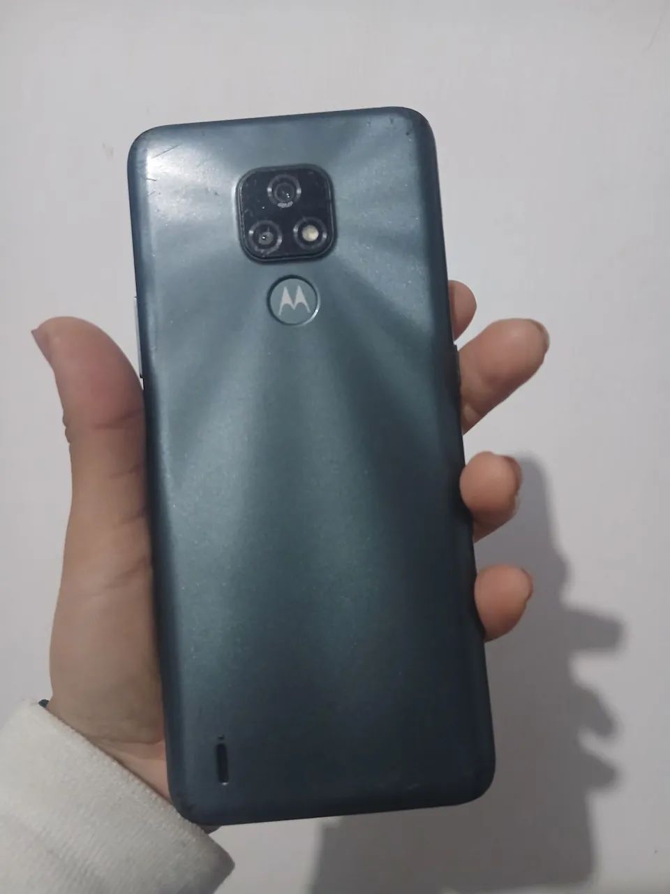 Moto E7, 32GB  com defeito
