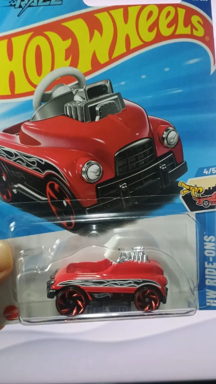 Hotwheels Pedal Driver T-hunts 1/64