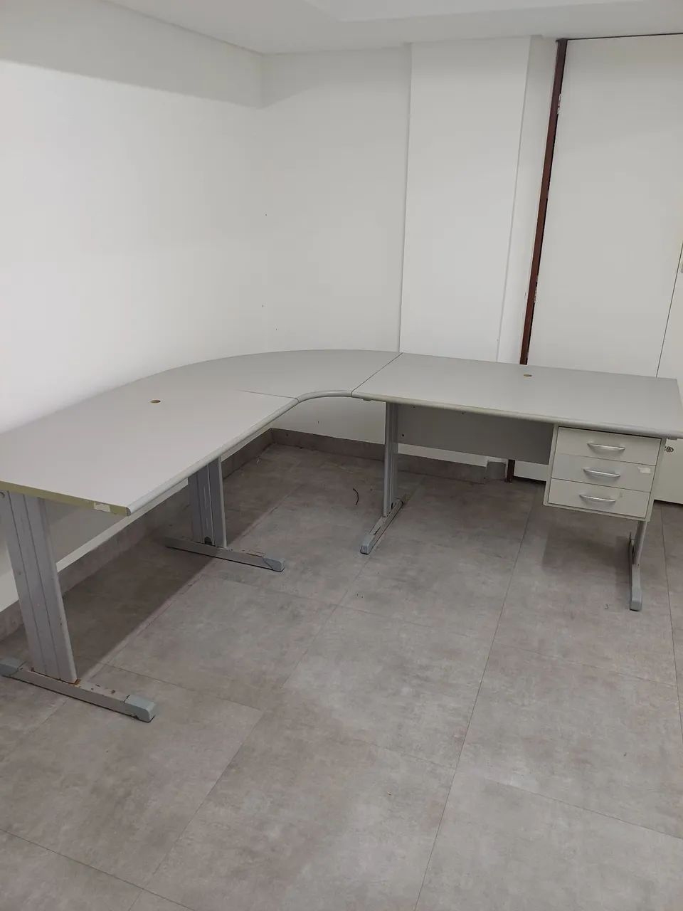 mesa de escritório em L - Foto 2
