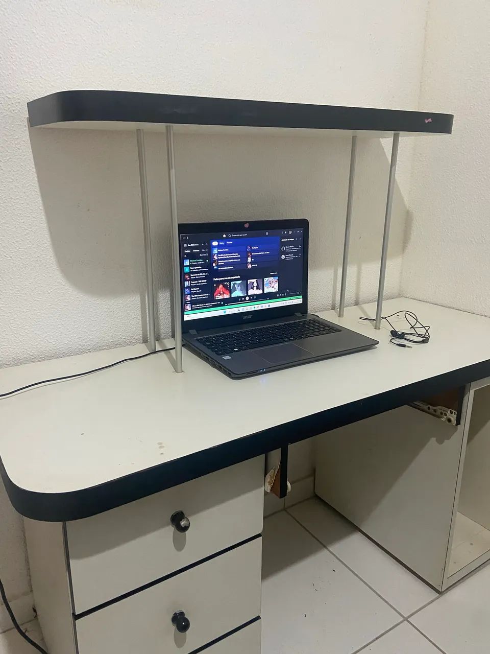 MESA DE COMPUTADOR  - Foto 3