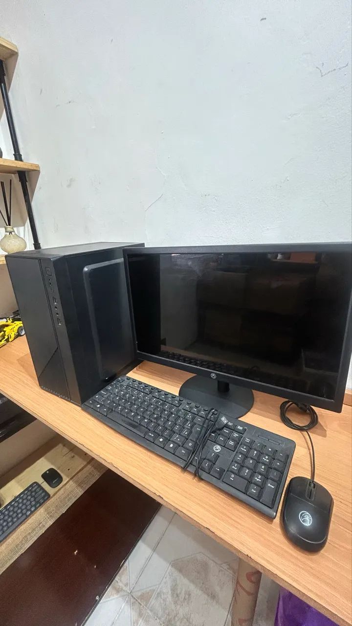 Computador de Mesa Windows 11 - Foto 4