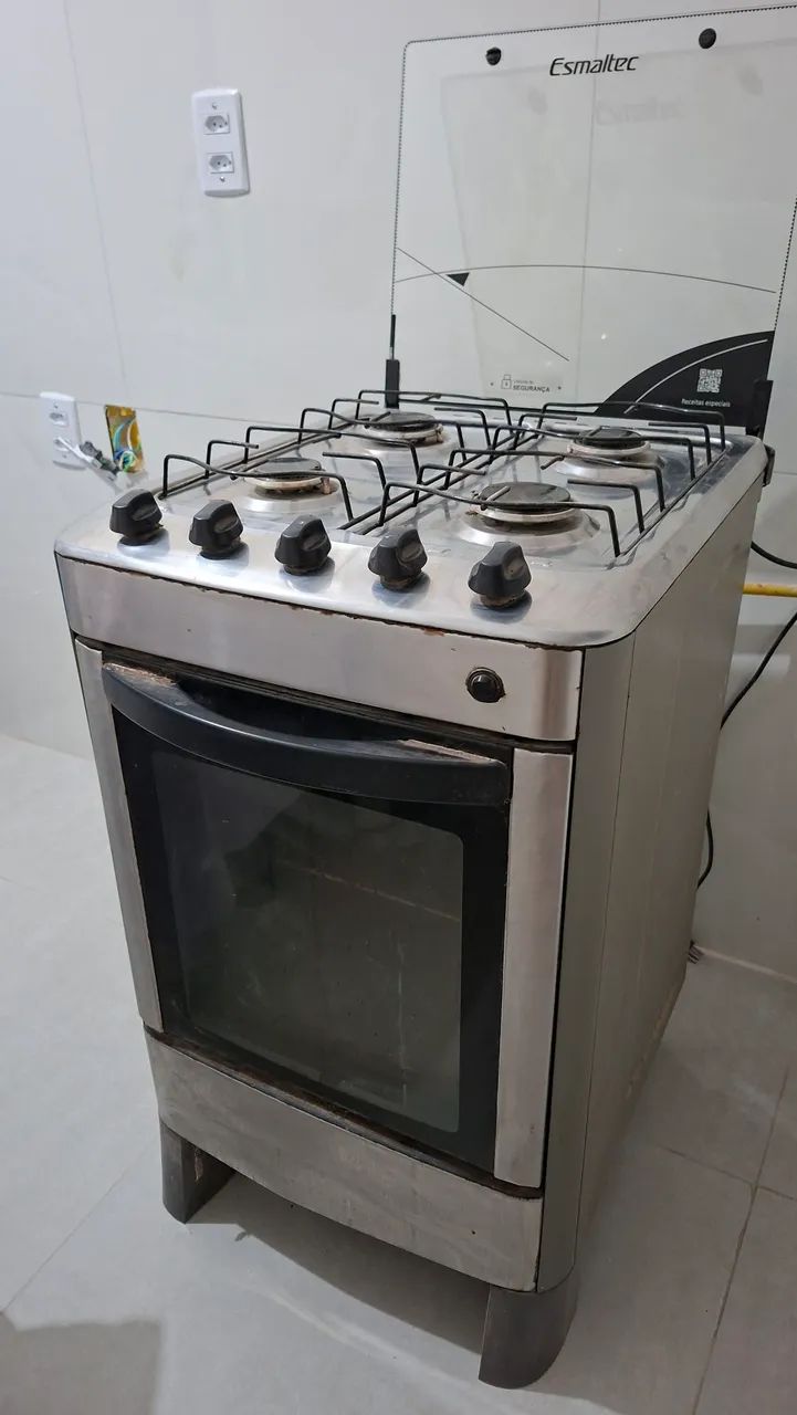 Fogão esmaltec á gás 4 bocas