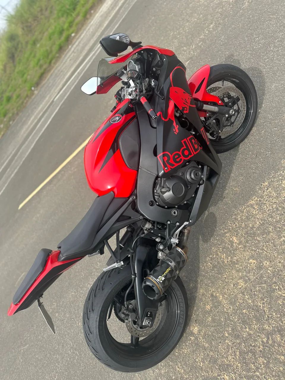 CBR 1000RR FIREBLADE - Foto 4