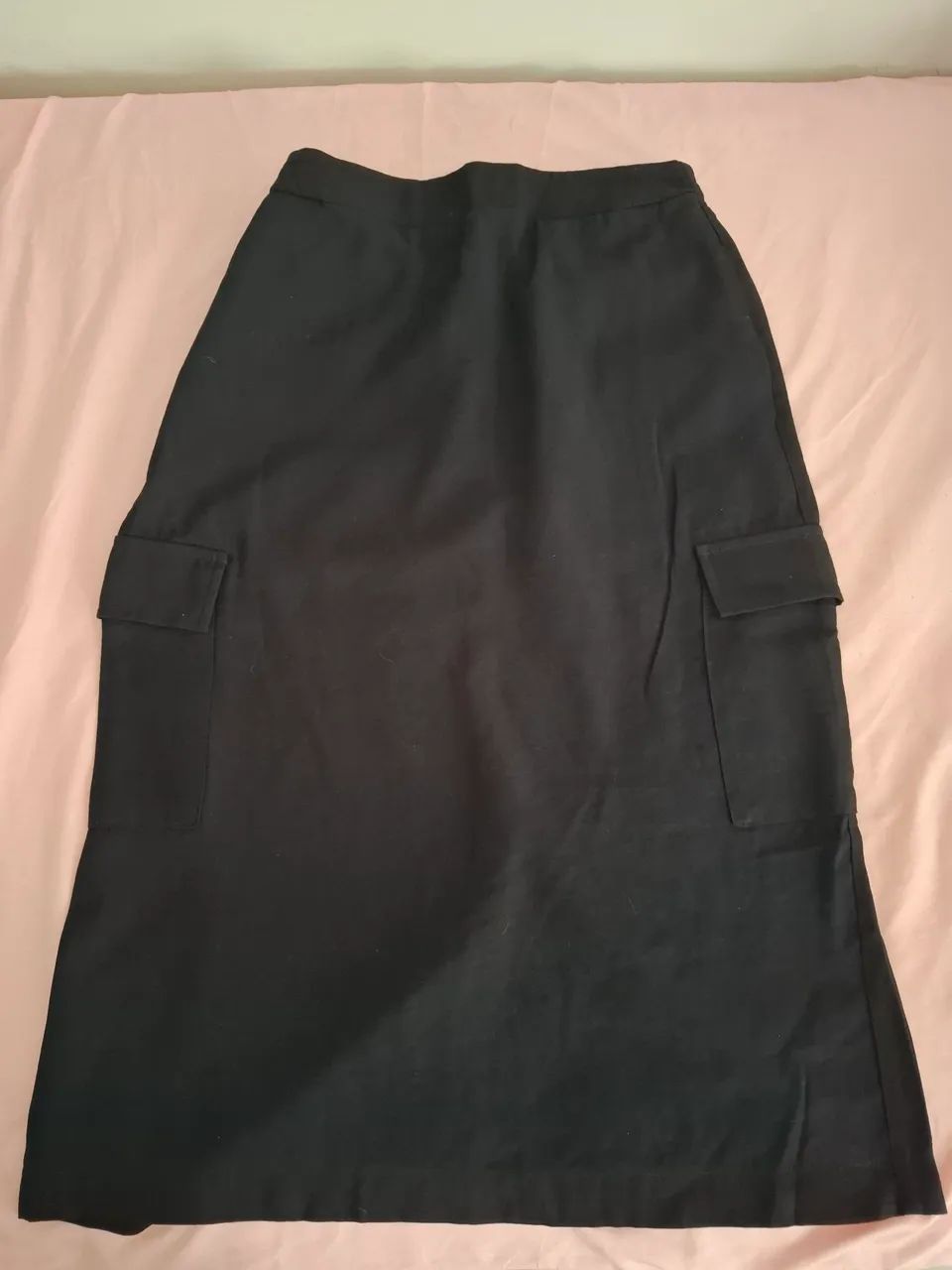 Saia Midi cargo preta