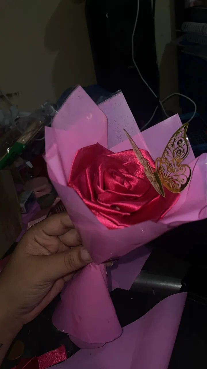 Rosa unitária para presente - Foto 2