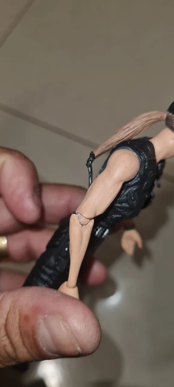 Exterminador sara connor Neca Toys - Foto 3