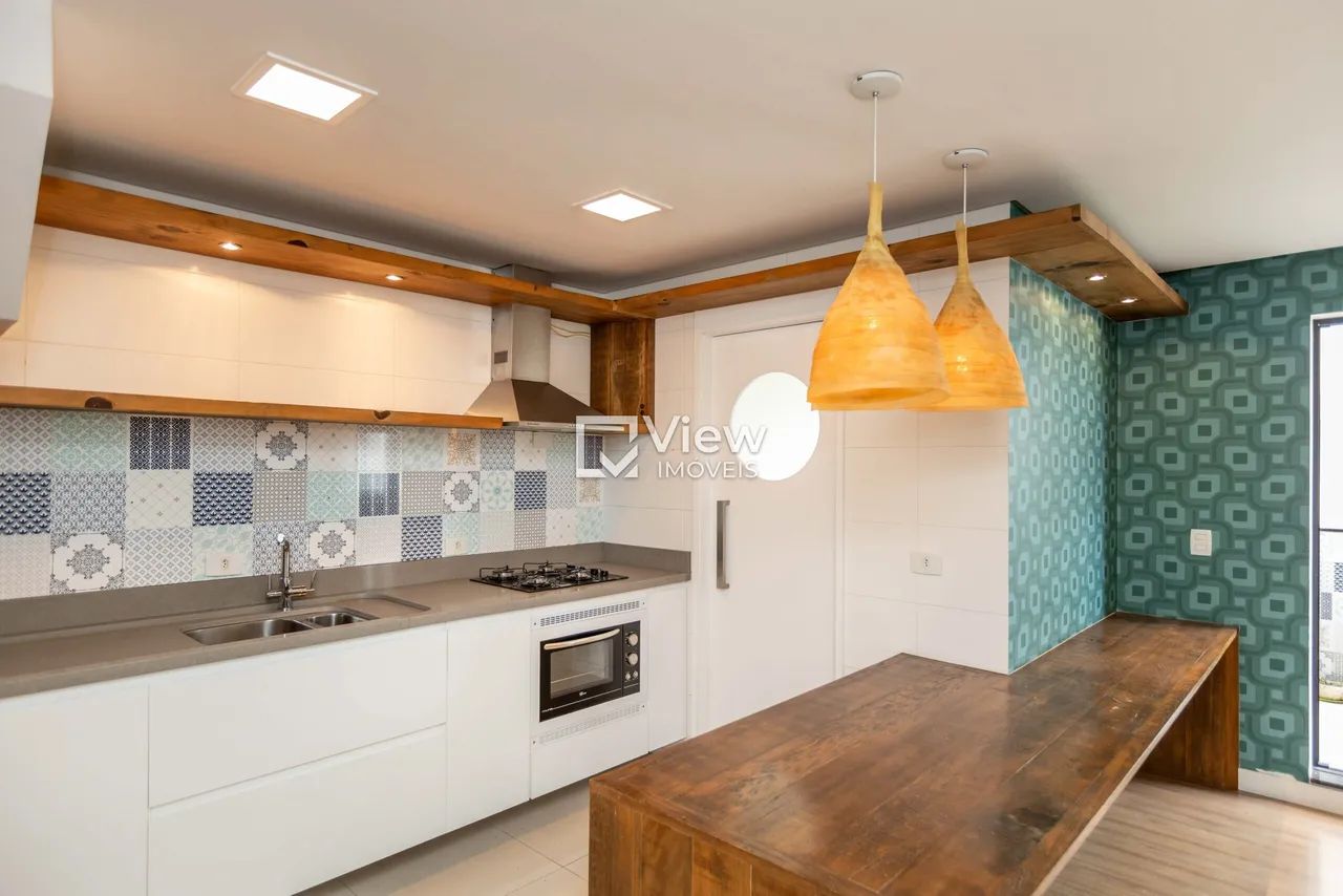 Apartamento Duplex com 2 dormitórios sendo 1 suíte. 2 vagas - Foto 2