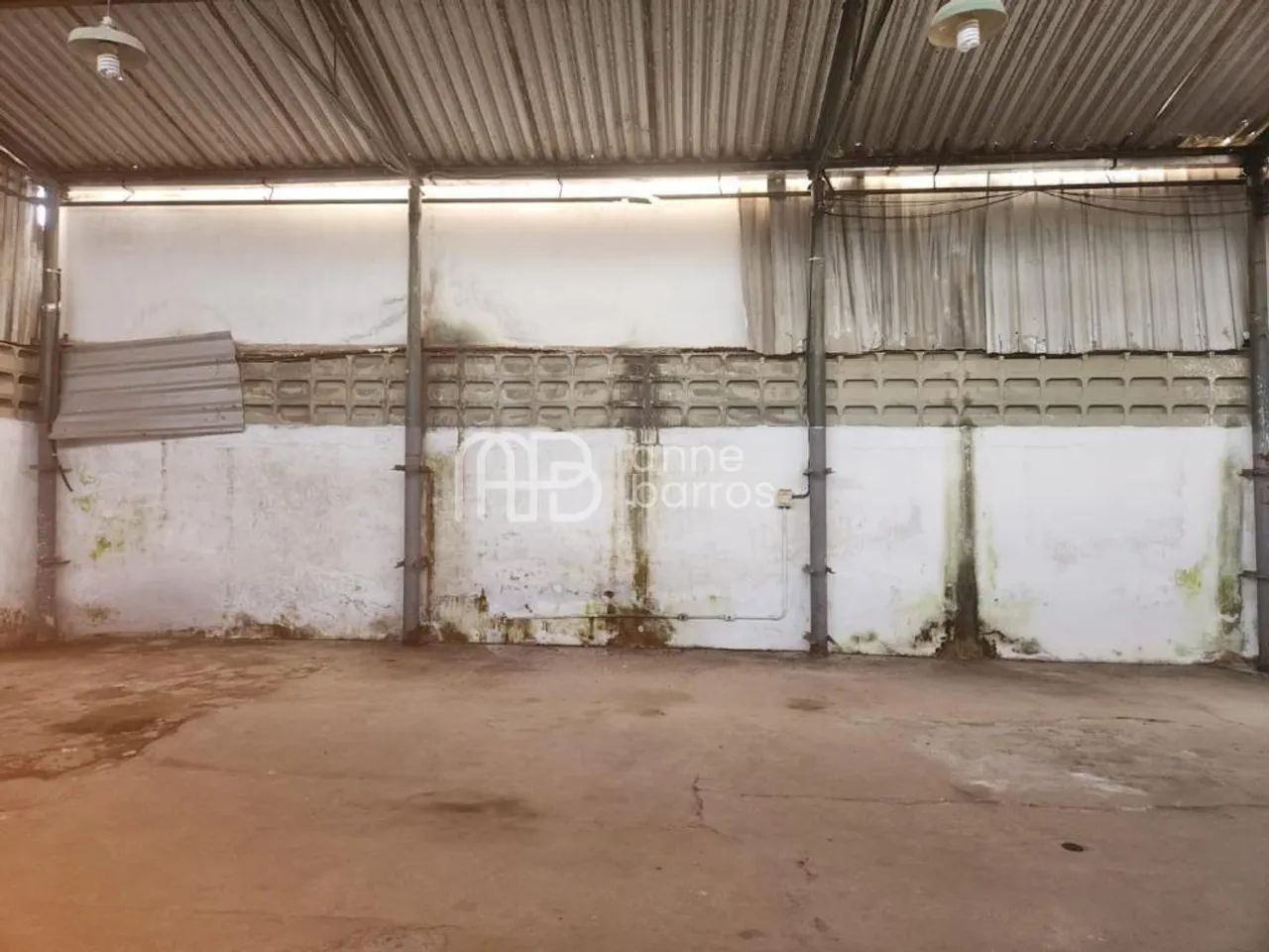 Galpão/Prédio Comercial à Venda em Caxangá - Foto 2