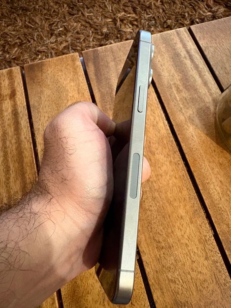 iPhone 15 Pro Max - Foto 2