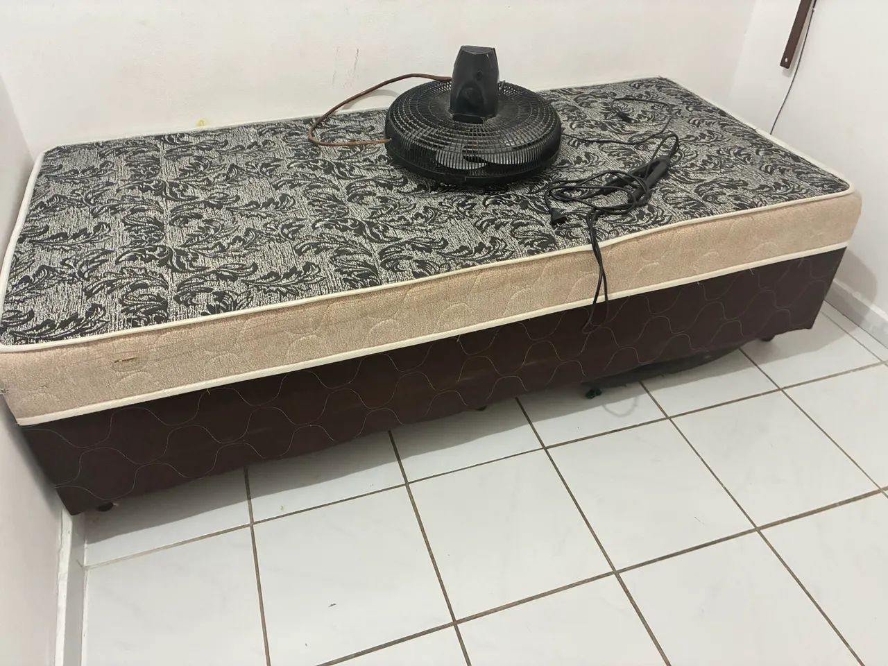 Cama Box