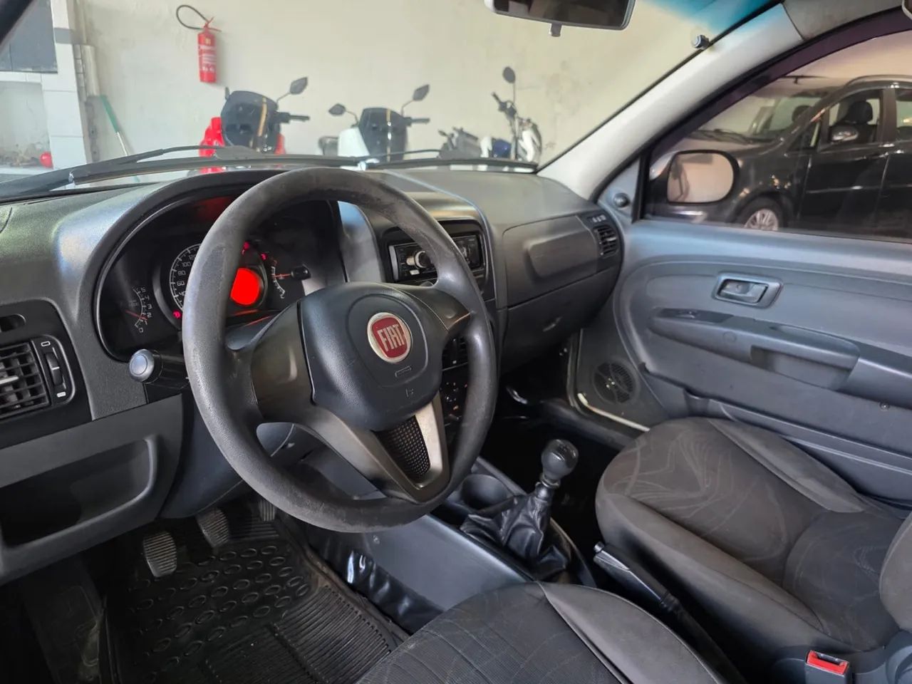 Fiat Strada Working HARD 1.4 Fire Flex 8V CD, foto 9 de 9