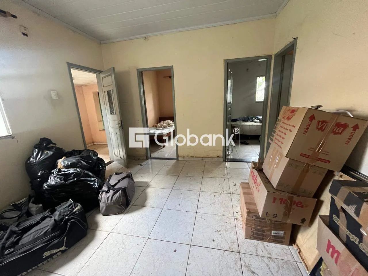 Casa ampla com 4 quartos no Centro de Montes Claros (330m²)  venda - Foto 2