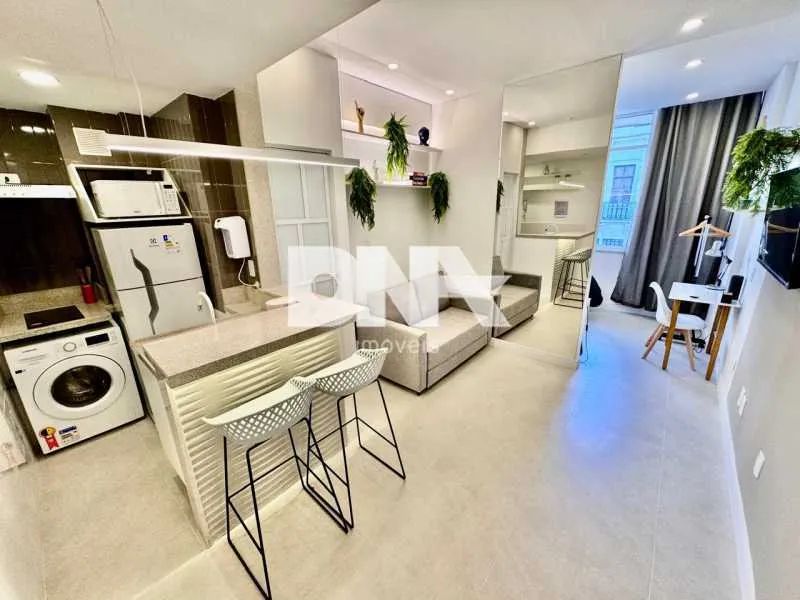 Apartamento - / Residencial / Centro