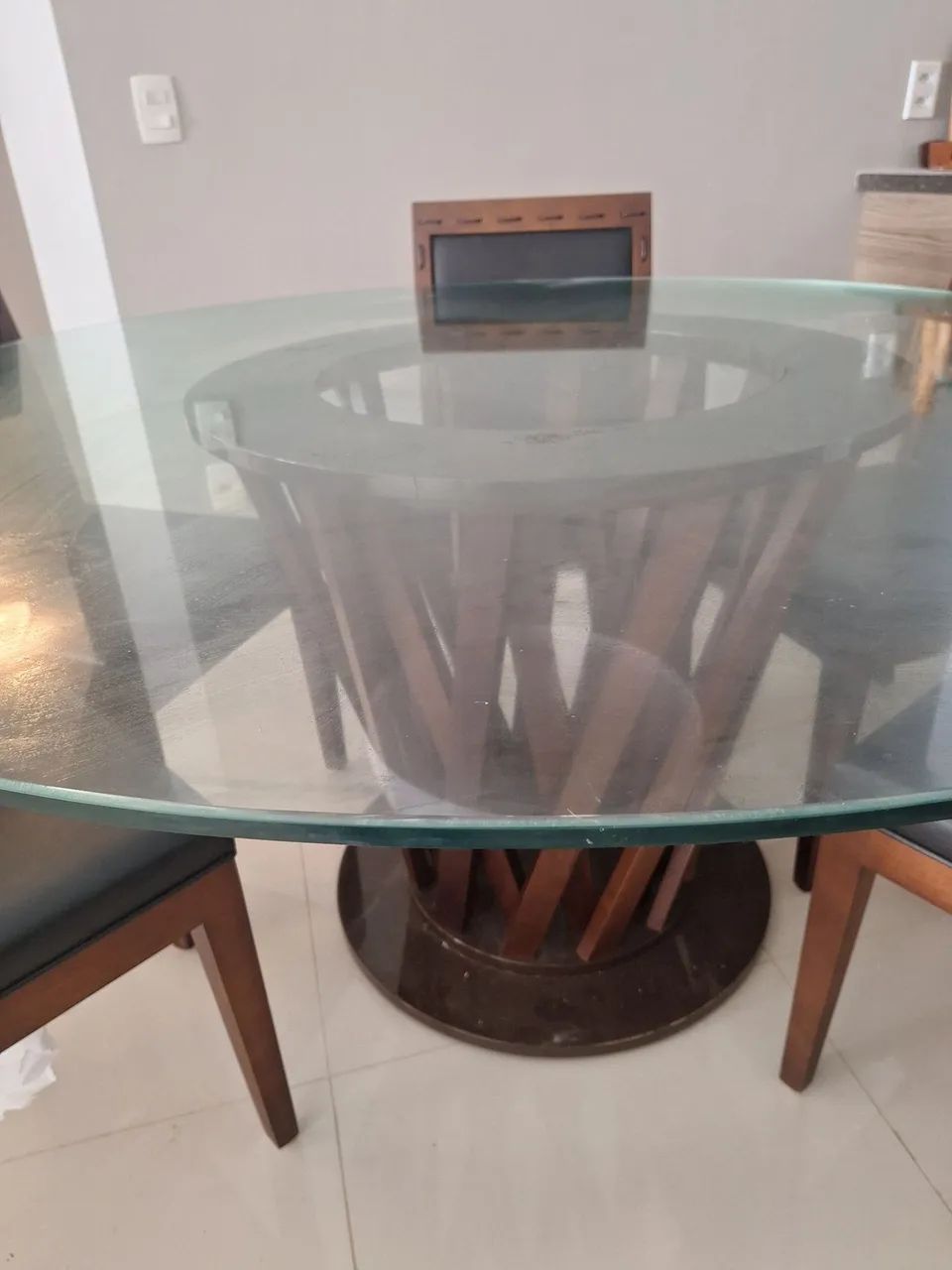 Mesa e cadeiras  - Foto 4