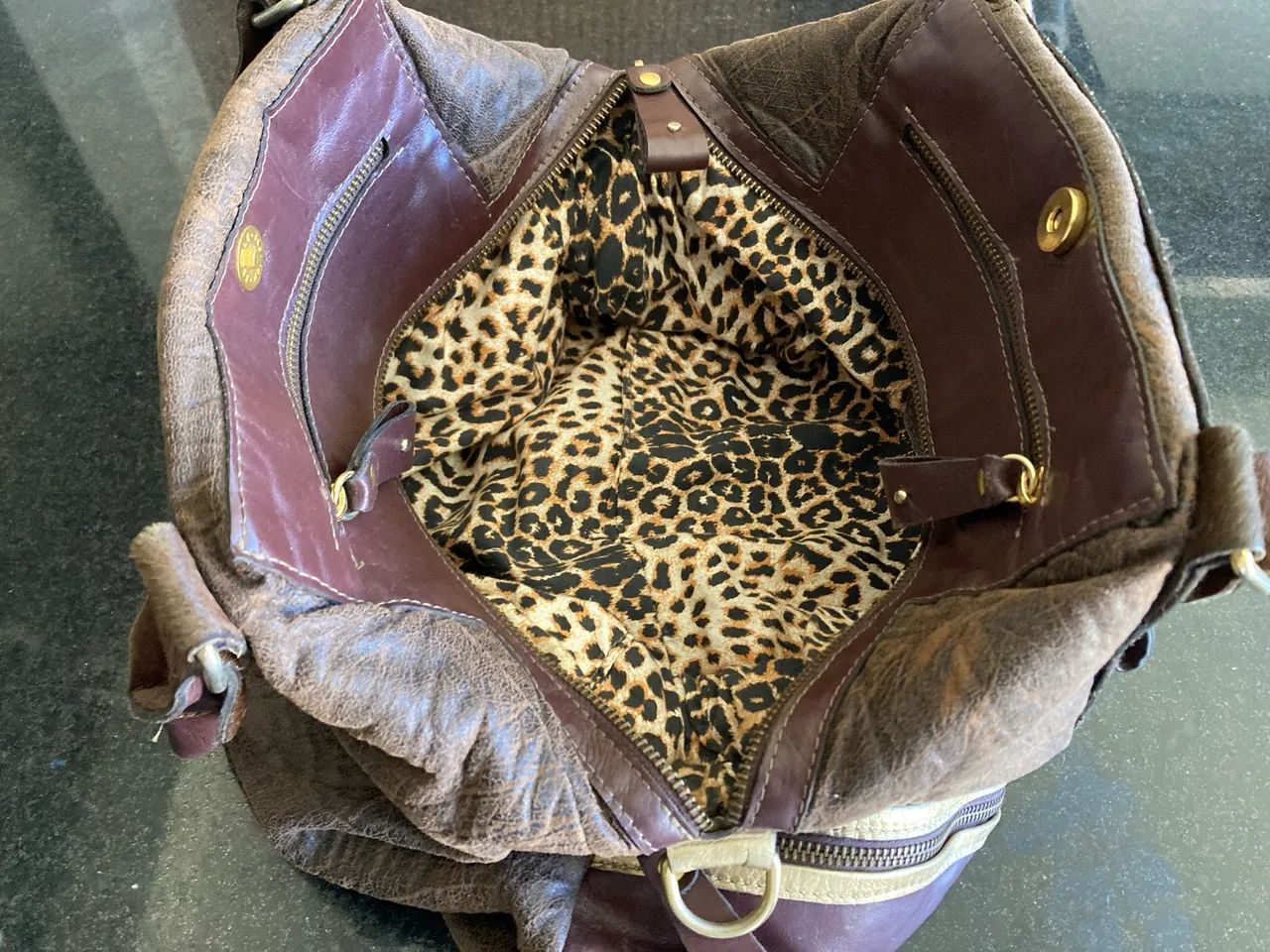 Bolsa de ombro Flávia Moraes- Couro Liso & Pelo  - Foto 5