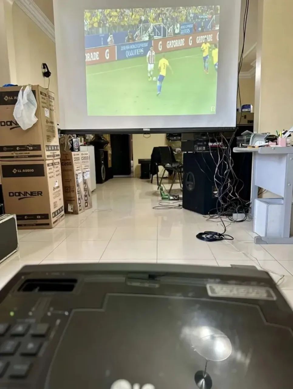 Vende se Projetor