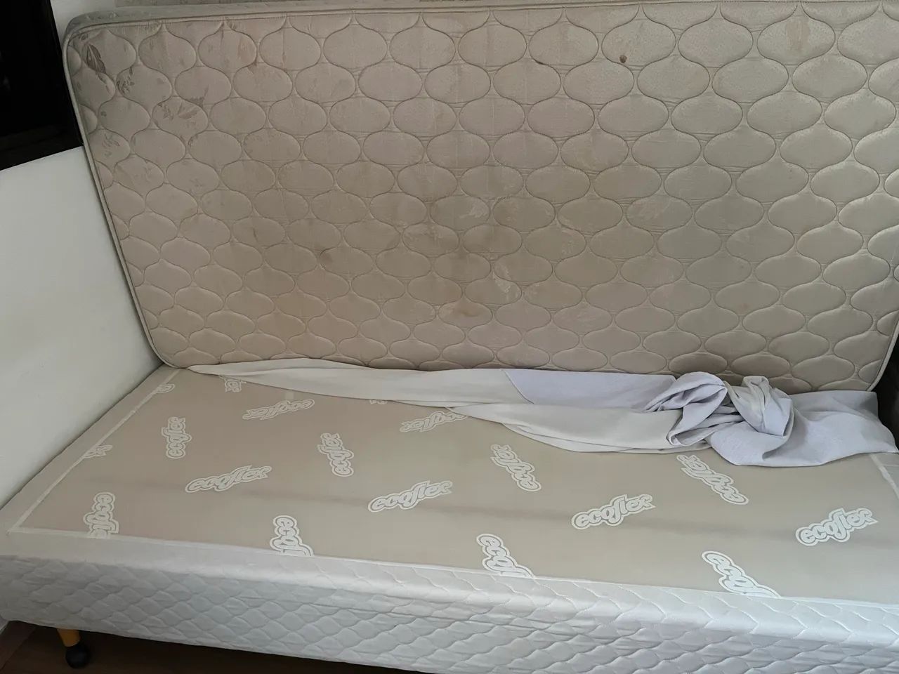 Cama box solteirão-viúvo 900,00 - Foto 2