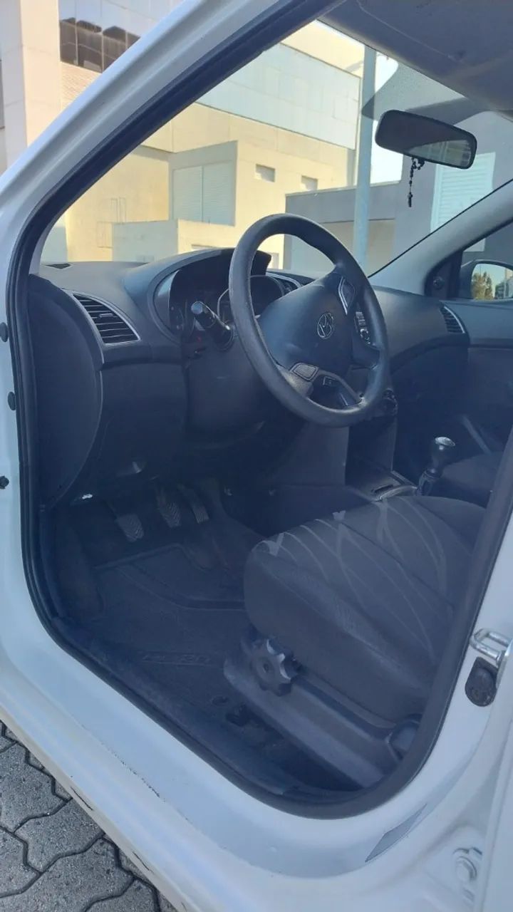 Hyundai HB20 Comf./c.plus/c.style 1.0 Flex 12V 2015 - Foto 3