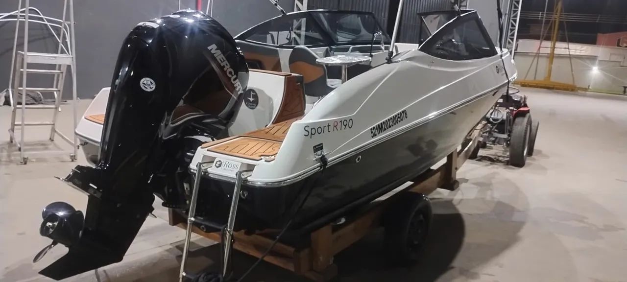 Ross Mariner 19