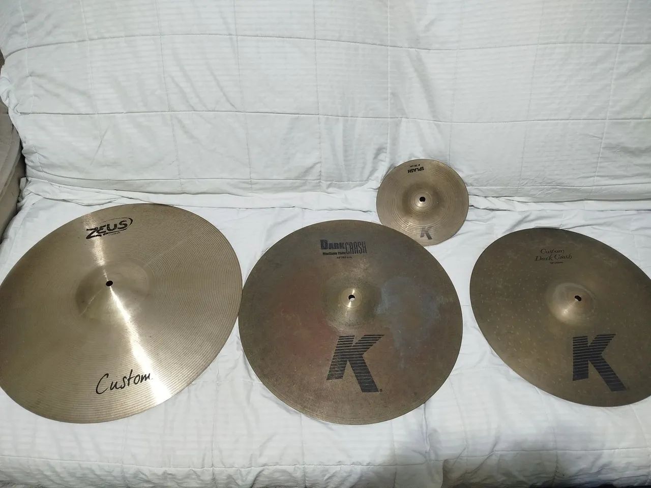 Pratos de bateria Zeus e Zildijian série K - Instrumentos musicais