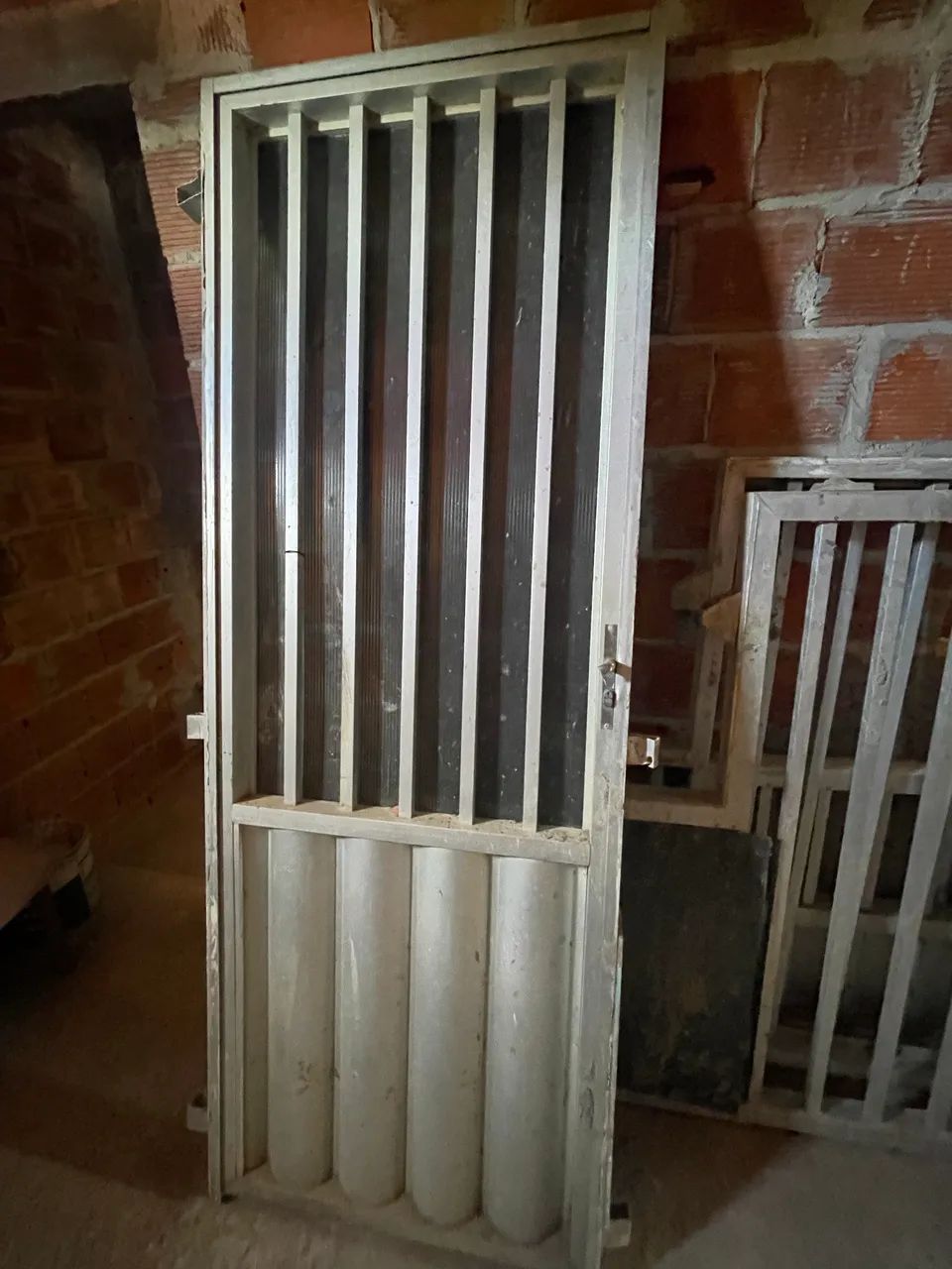 Porta de alumínio 