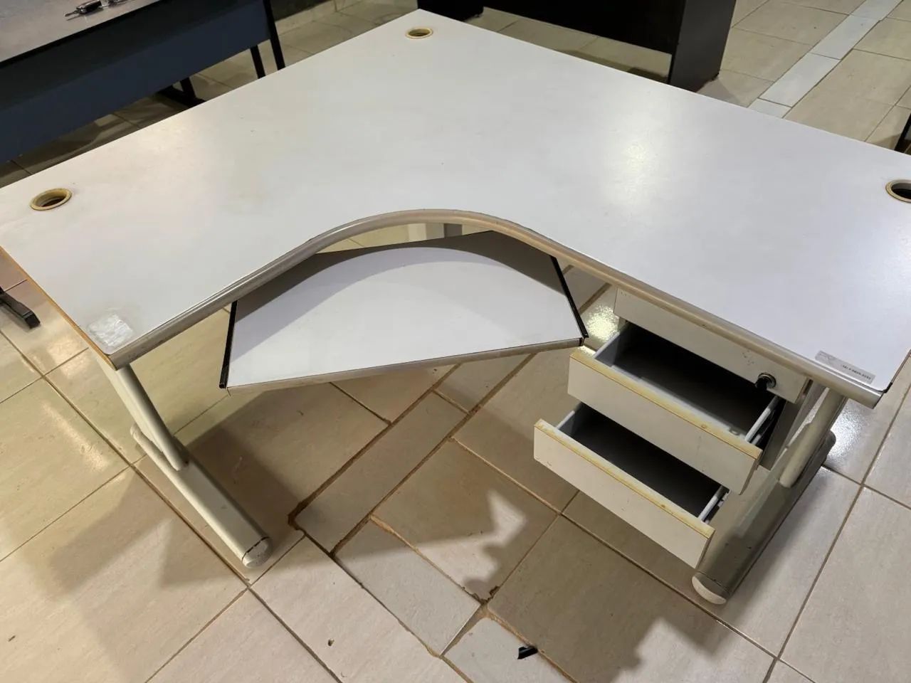 MESA DE ESCRITÓRIO  - Foto 2