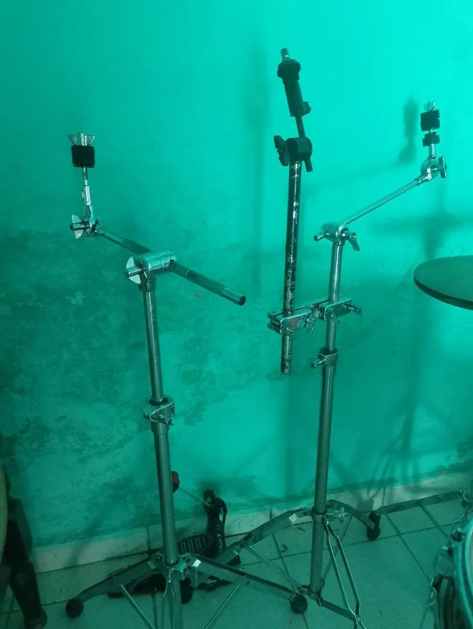 Duas estante girafa Sonor com clamp e extensor. - Foto 3