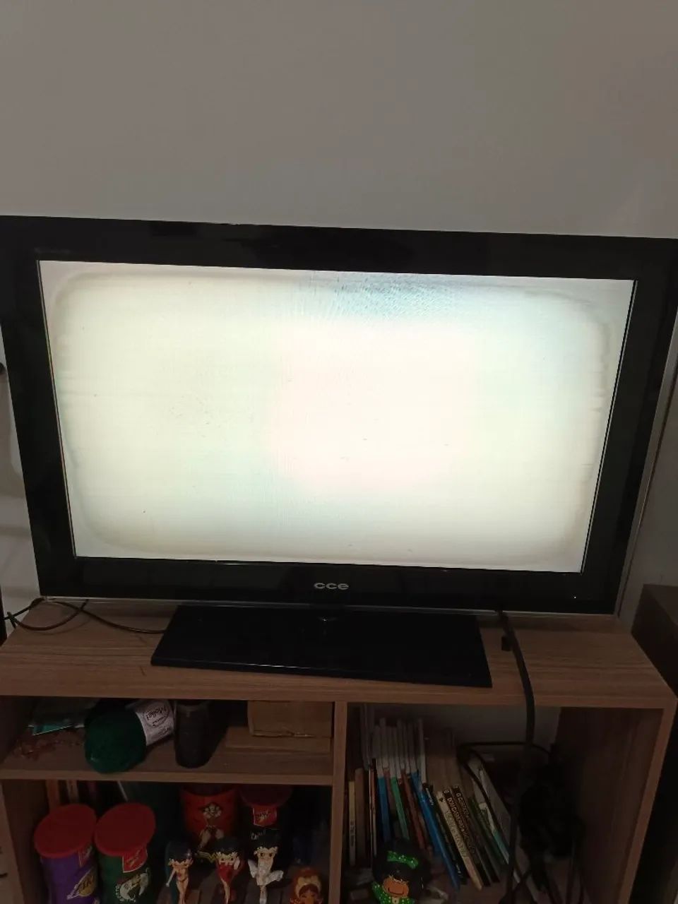 TV cce ( não é Smart) com problema - Foto 4