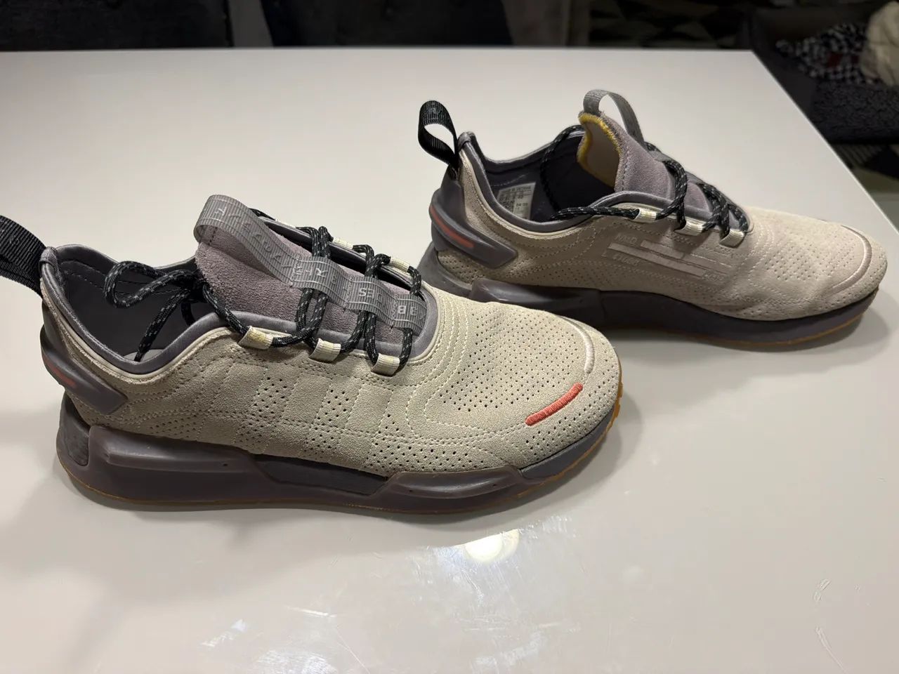 Vendo tênis adidas original pouquíssimo uso 