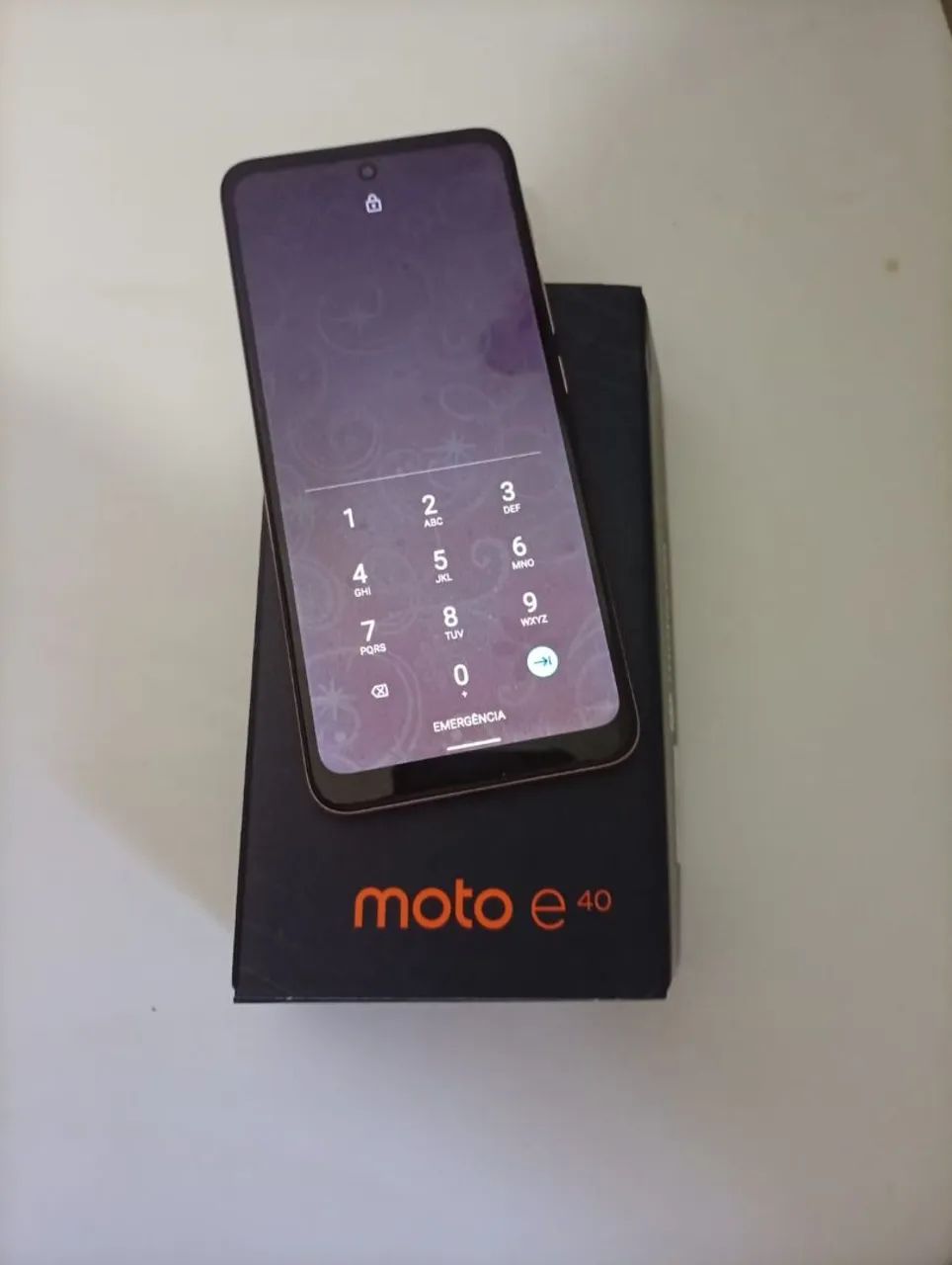 Vendo celular Moto E40