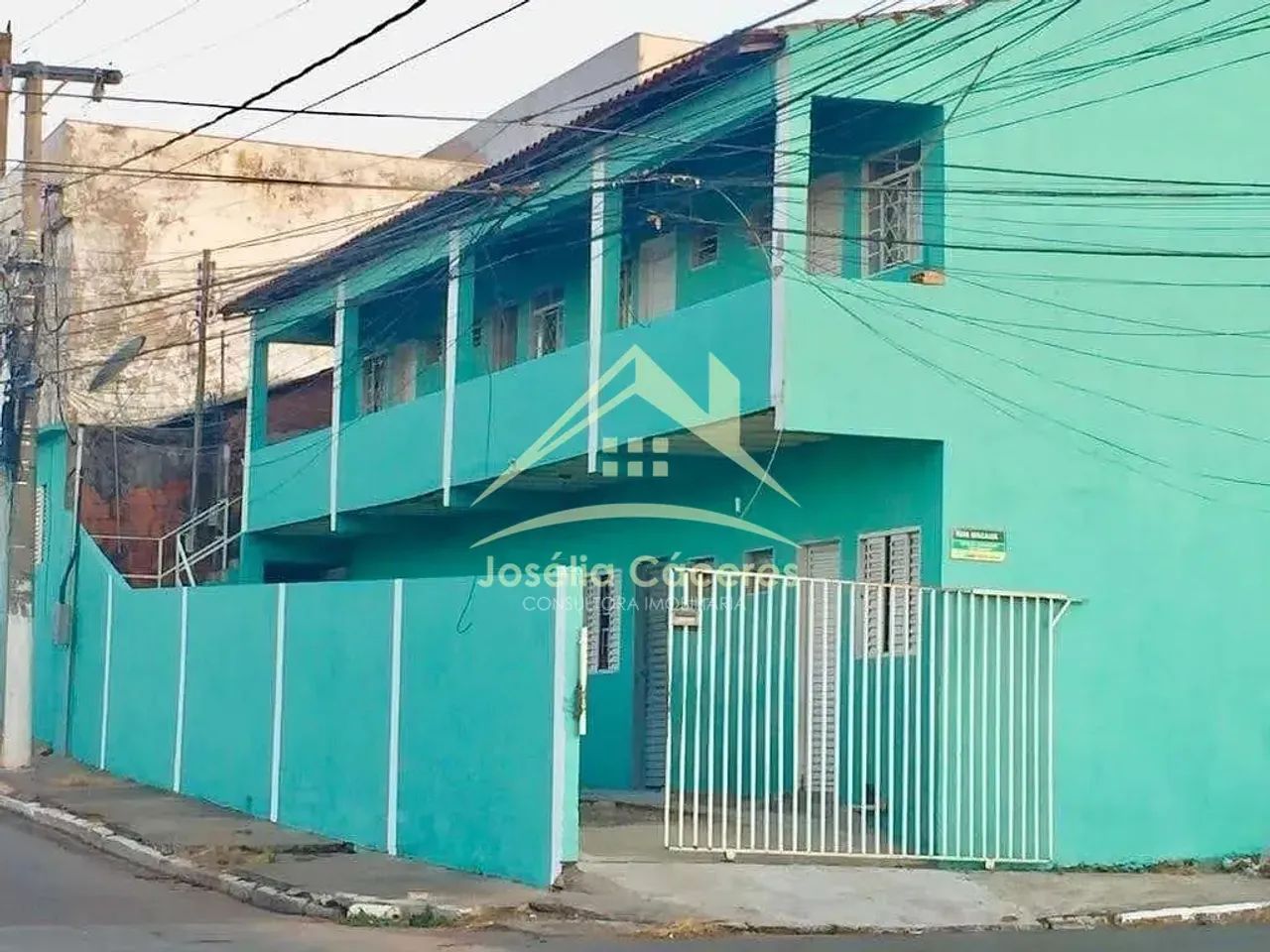 Prédio com 10 Kitnets à Venda no Bairro Pedregal  Cuiabá/MT