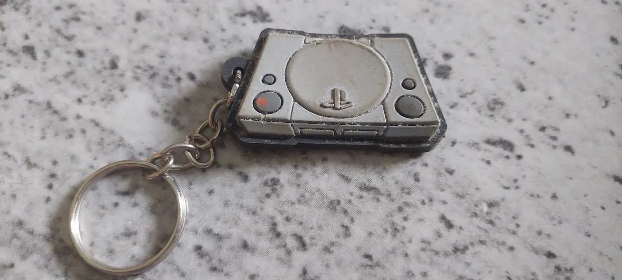 Chaveiro formato Playstation one ps1  - Foto 2