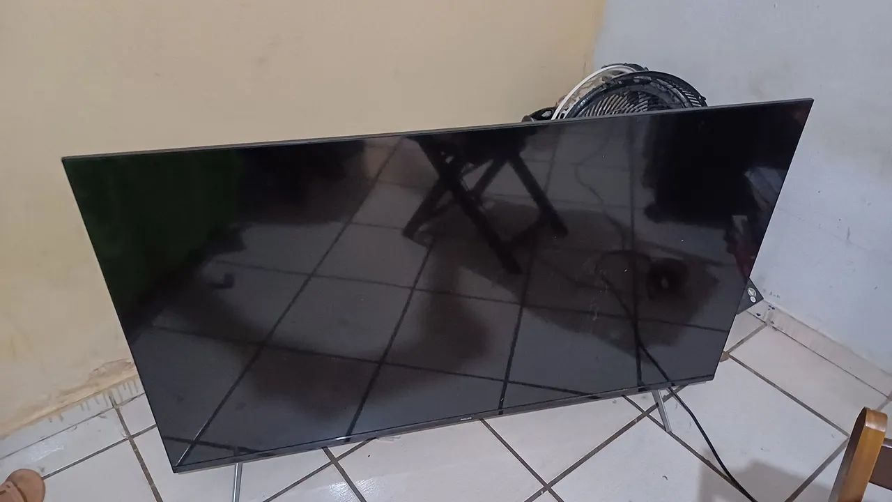Vendo uma TV smart 65 polegadas  * - Foto 2