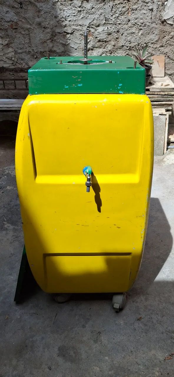 Carrinho para vender água de coco