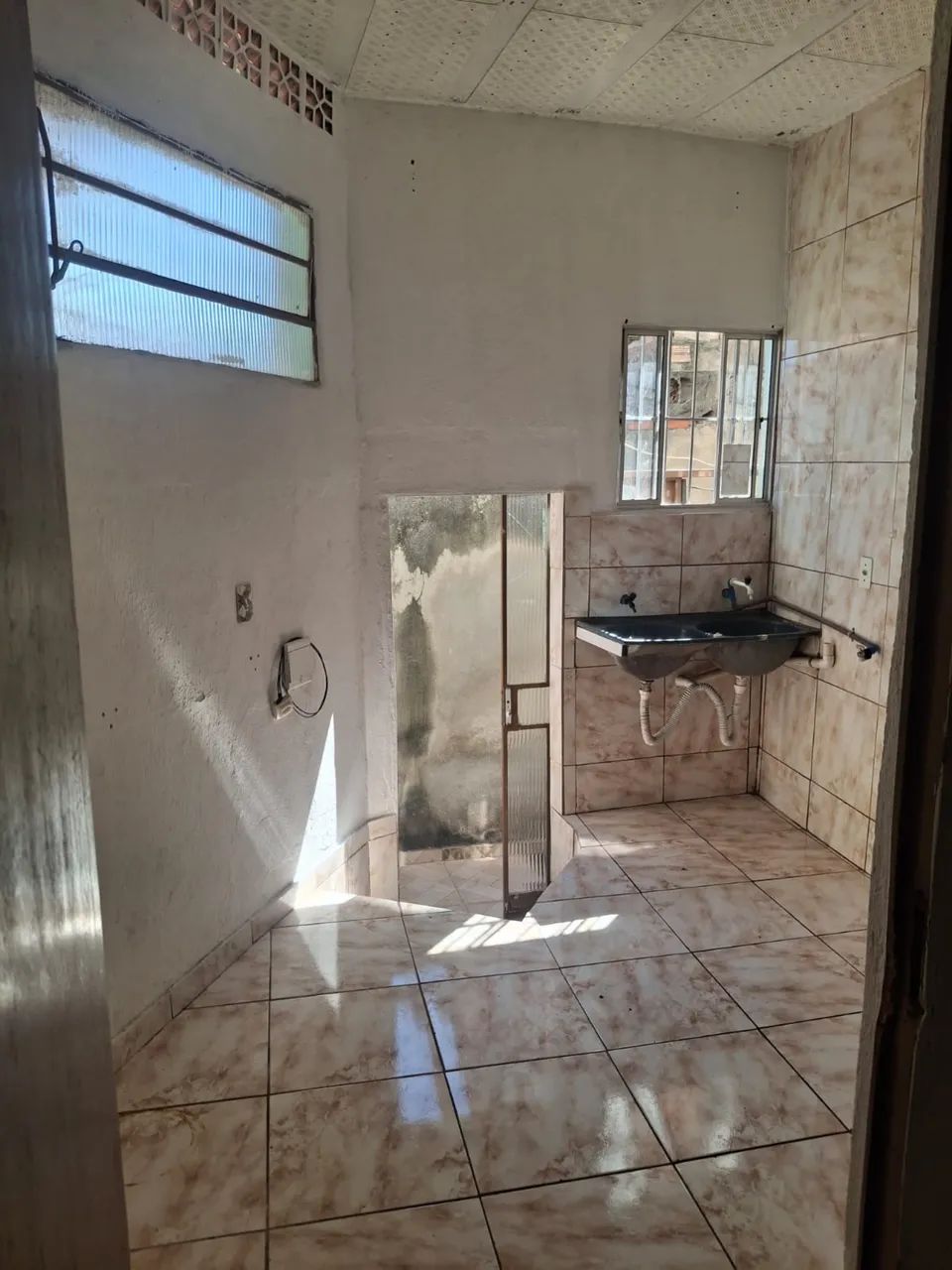 Aluga-se kitnet bairro São Marcos - BH