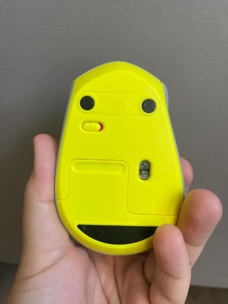 Mouse Sem Fio Logitech M280 Cinza e Verde-limão Ótimo Estado - Foto 3