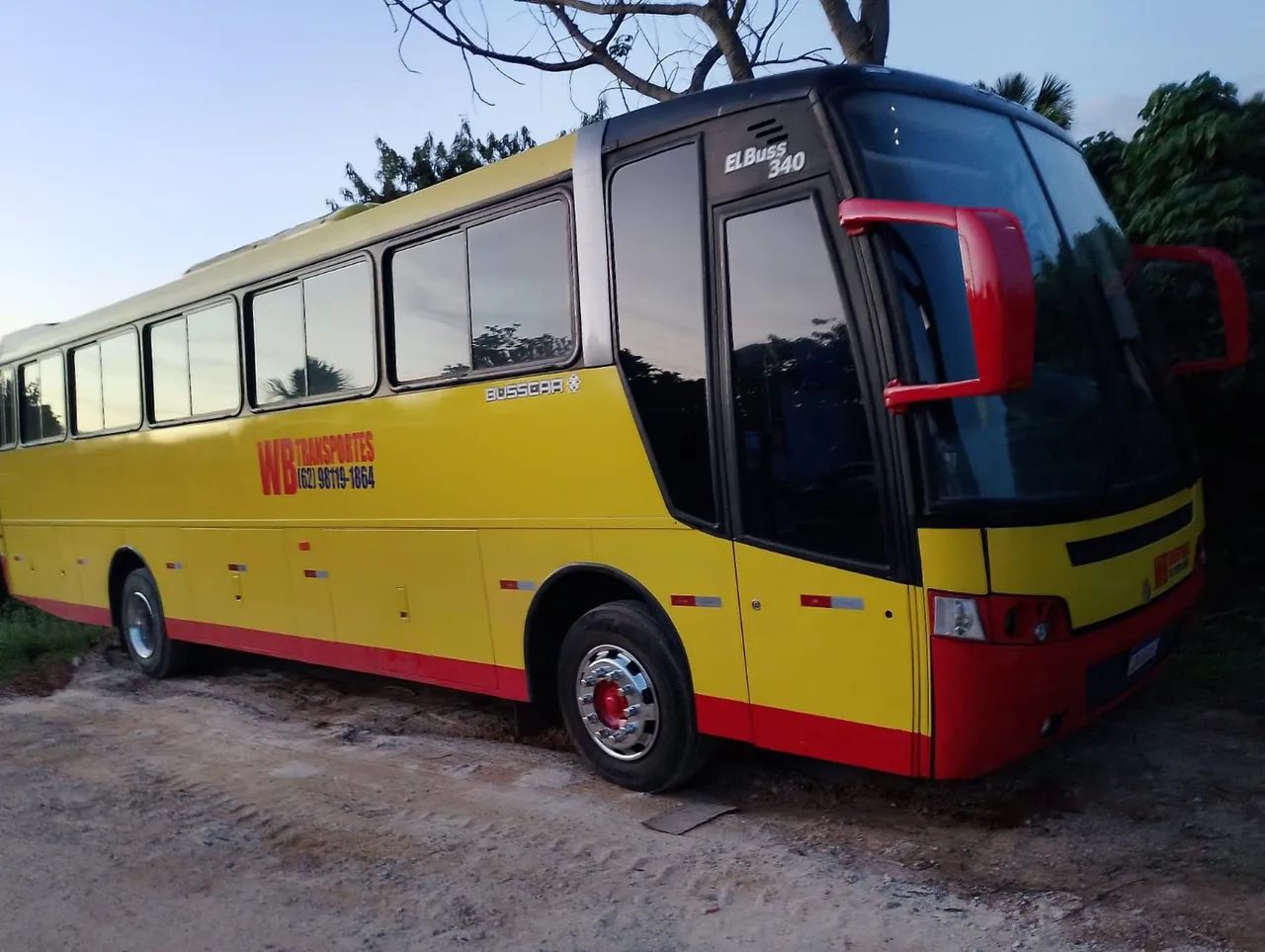 Ônibus Volks motor dianteiro. - Foto 5