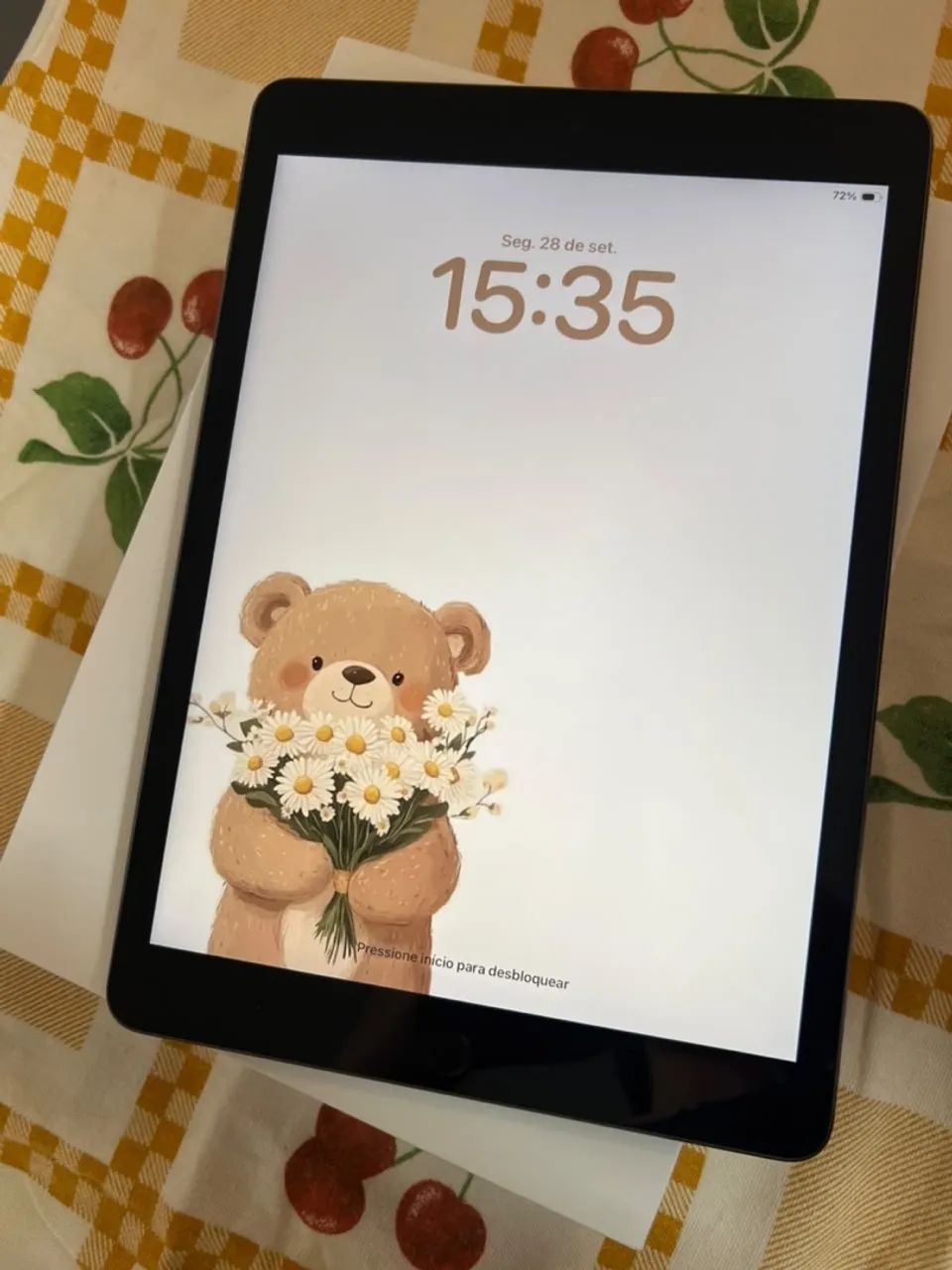 iPad 9ª Geração 64GB Wi-Fi + Teclado + 2 Capas + Caixa Original
