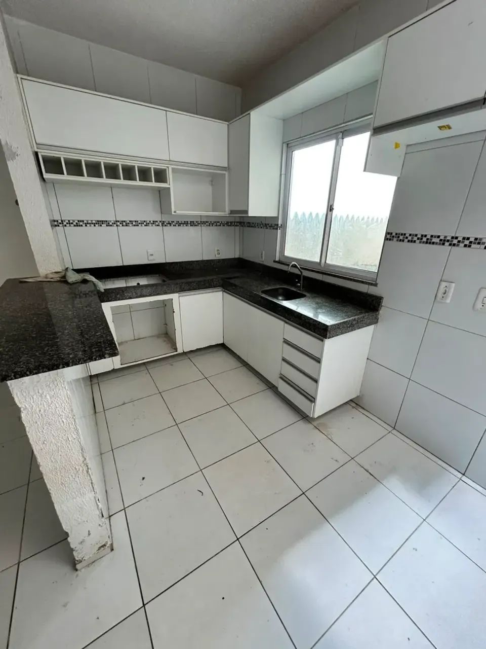 REPASSE DE CASA EM PAVUNA - PROXIMO DA AVENIDA PRINCIPAL - Foto 4