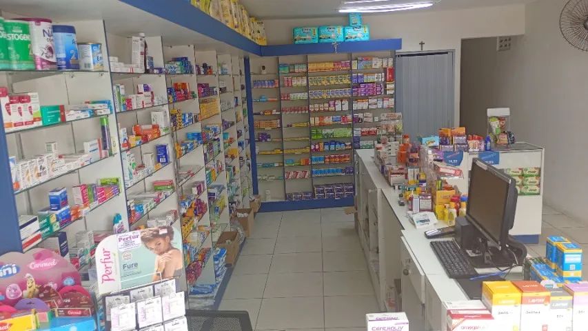 Vendo farmácia completa, bem localizada na parte alta de Maceió.