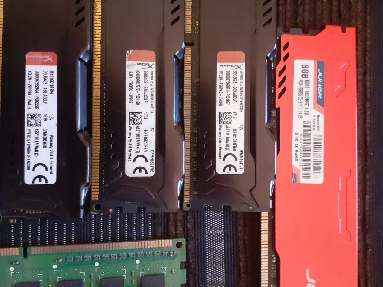  ssds  4 de 128g e 2 /240   