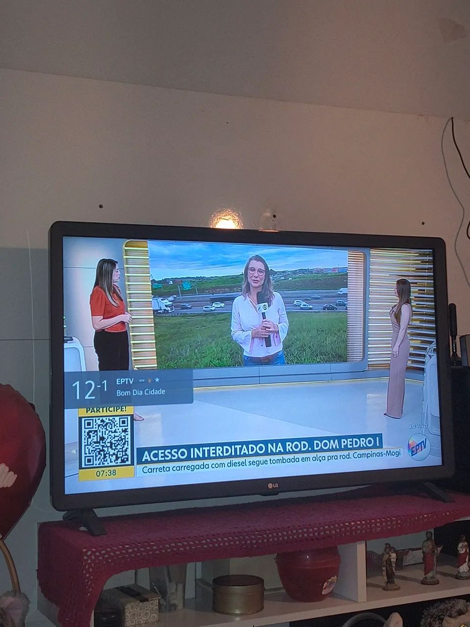 Televisão 32 pol LG semi nova