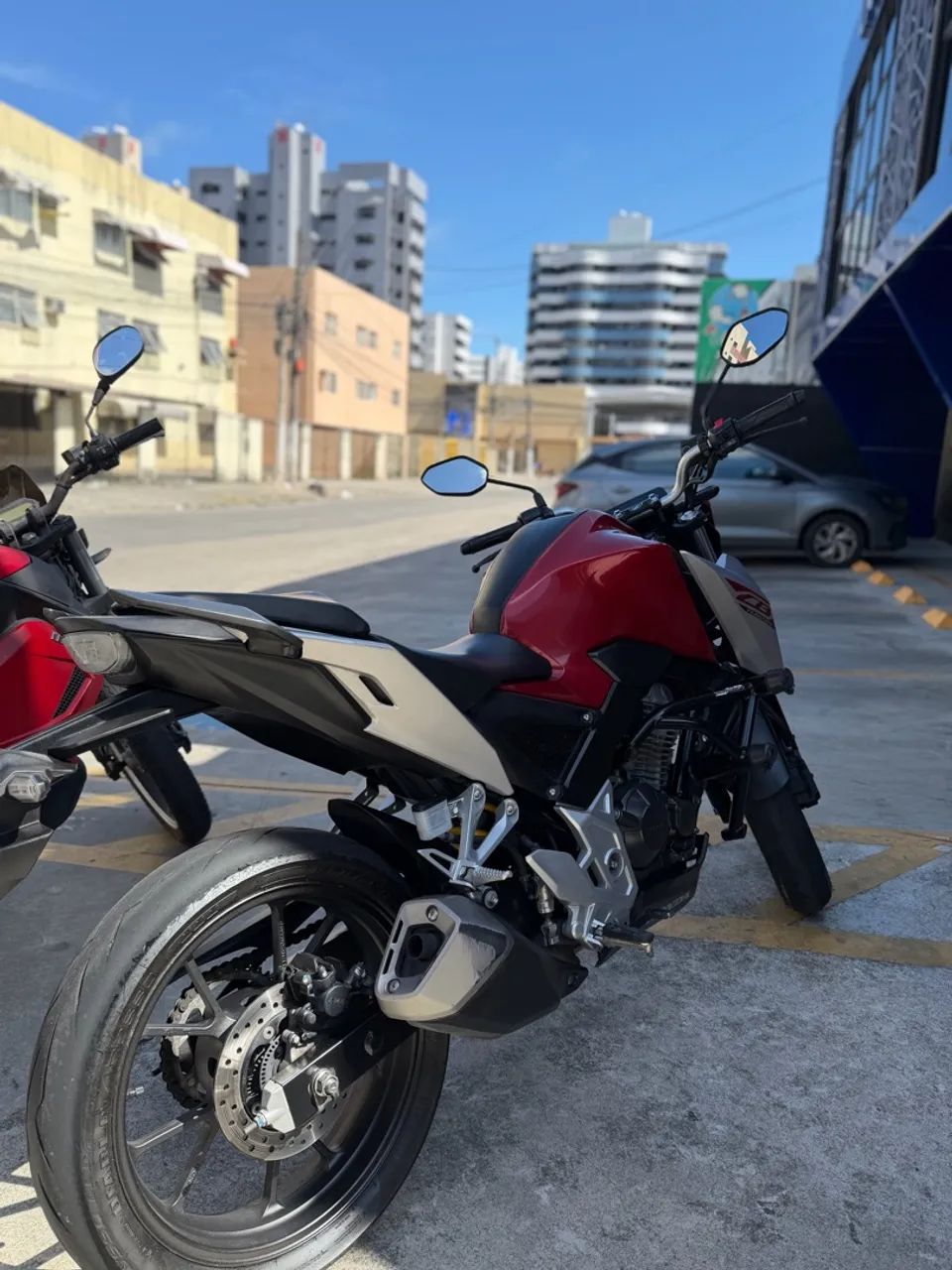 CB TWISTER 300f 2025 - Foto 4