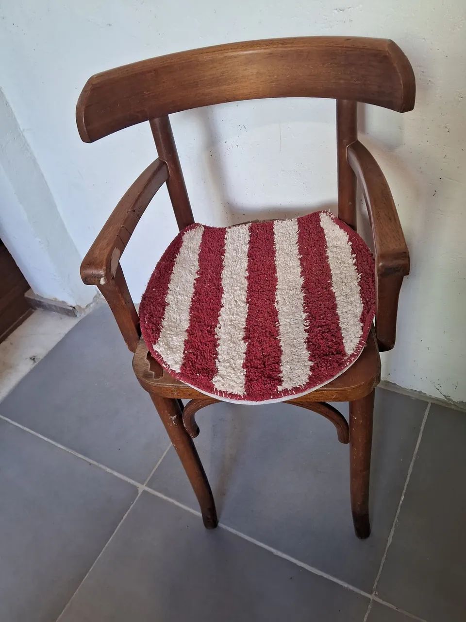 Cadeira madeira maciça bancada  - Foto 3